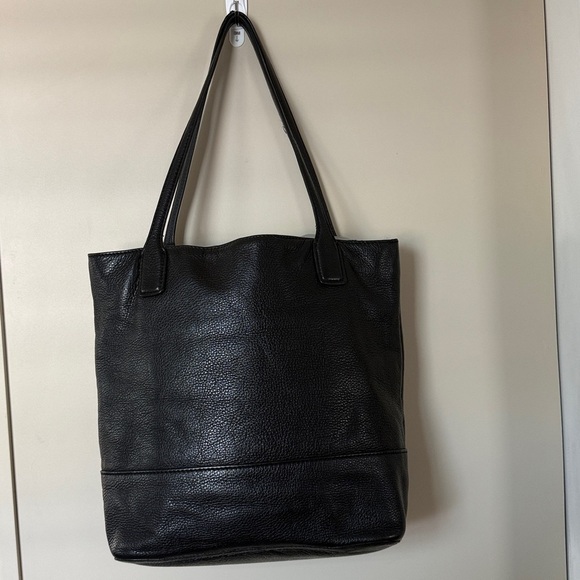 Tory Burch Michelle Leather Black Tote Bag Gold Logo - Picture 3 of 14